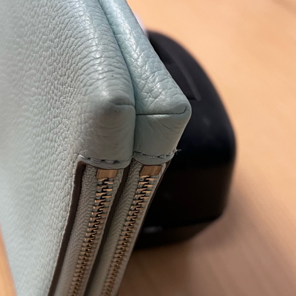148: PreLoved Two Zippered Coach Light Green Leather Wristlet - Picture 7 of 14